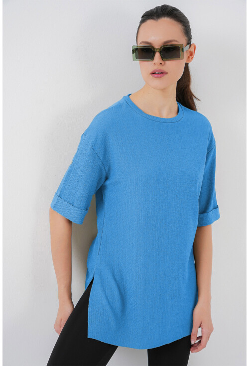 4332 Yanı Yırtmaçlı Örme Tişört