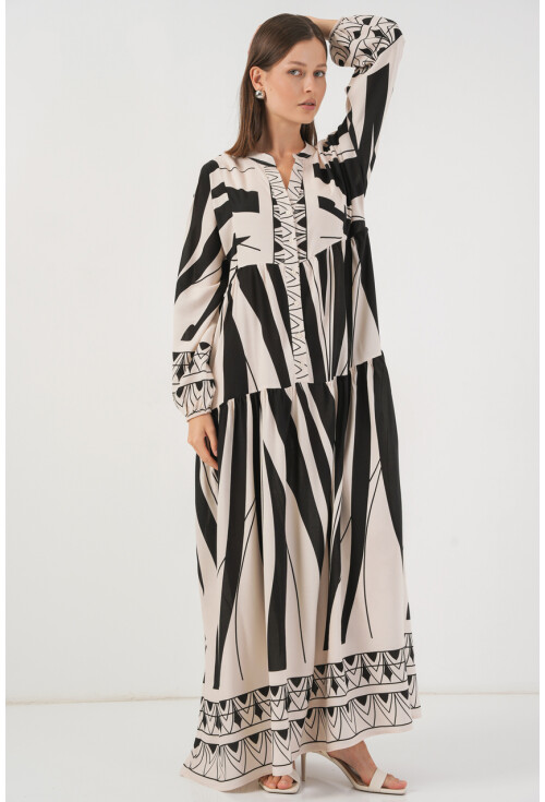 Kadın Desenli Uzun Tesettür Elbise 2585