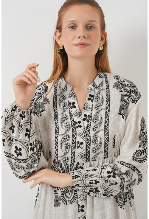 Kadın Desenli Uzun Tesettür Elbise 2585