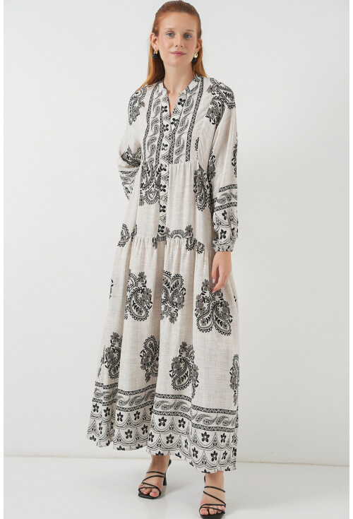 Kadın Desenli Uzun Tesettür Elbise 2585