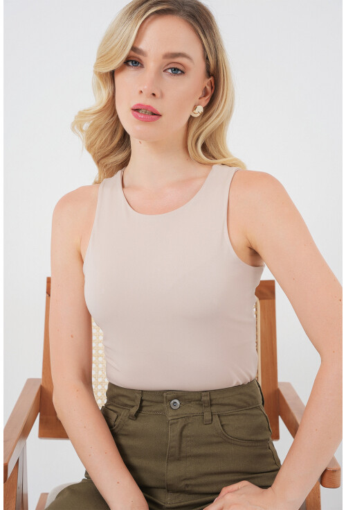 Kadın Halter Yaka Çıtçıtlı Body 972