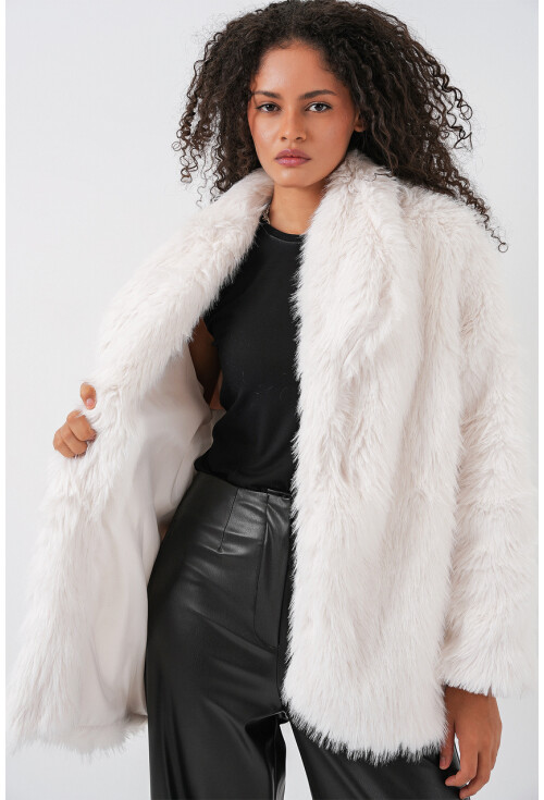 Kadın Kemerli Oversize Kürklü Kaban