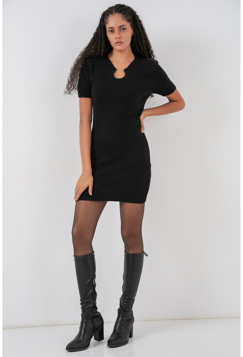 Kadın Kolye Detaylı Triko Elbise 15989