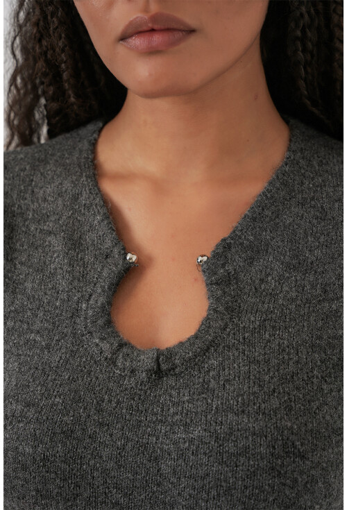 Kadın Kolye Detaylı Triko Elbise 15989