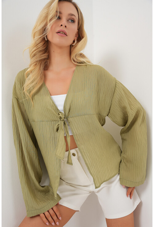 Kadın Önü Bağcıklı Bluz 952