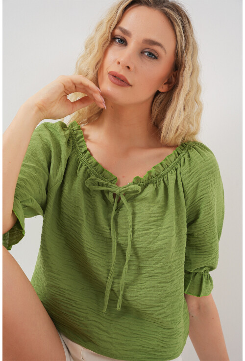 Kadın Yakası Fırfır Detaylı Bluz 959