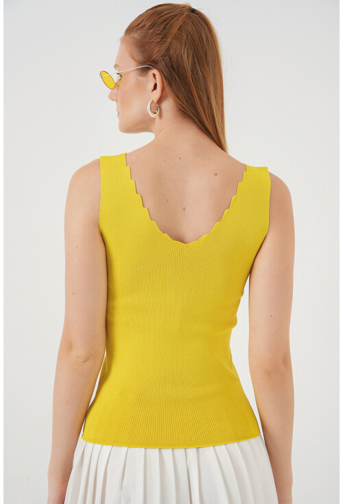 Kadın Zikzaklı V Yaka Bluz 15930