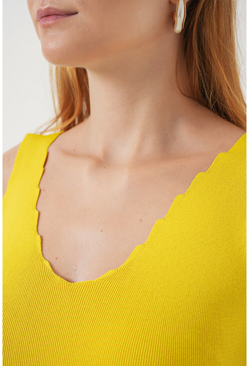 Kadın Zikzaklı V Yaka Bluz 15930