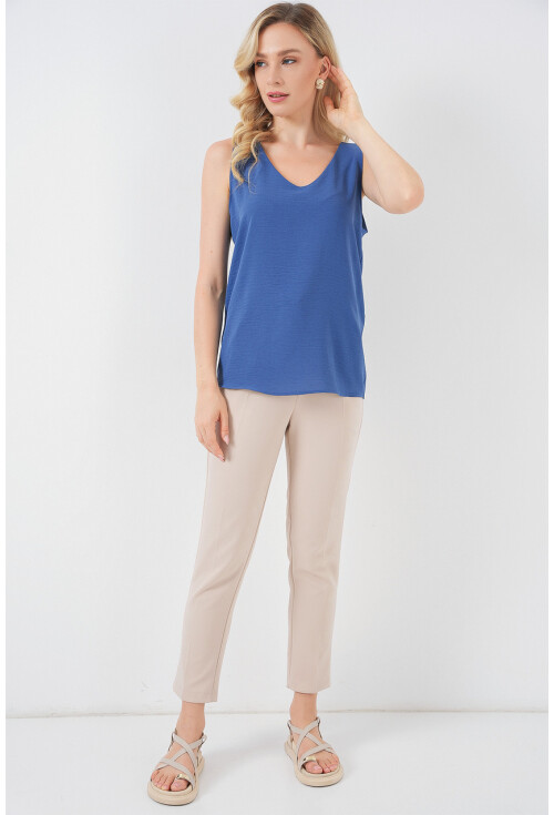 V Yaka Sıfır Kol Bluz 950