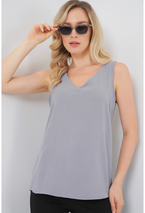 V Yaka Sıfır Kol Bluz 950