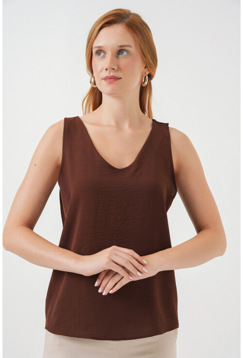 V Yaka Sıfır Kol Bluz 950