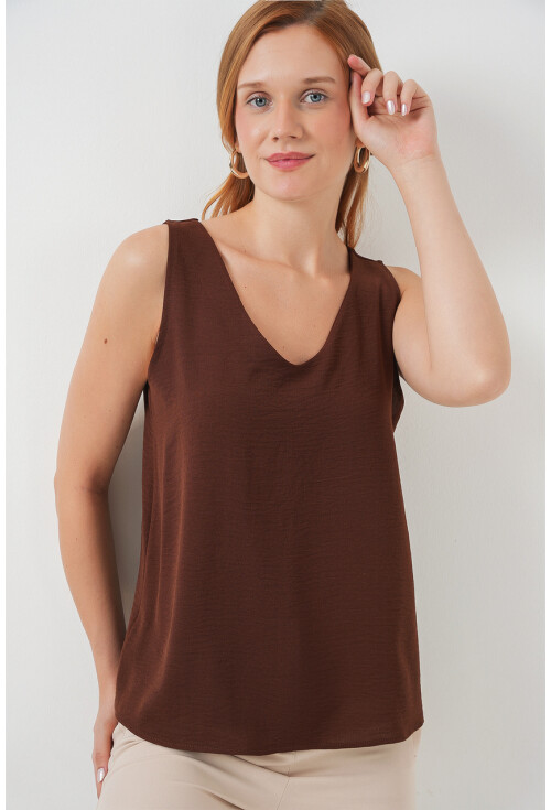 V Yaka Sıfır Kol Bluz 950