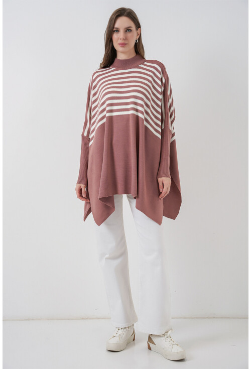 15783 Yırtmaçlı Panço Kazak