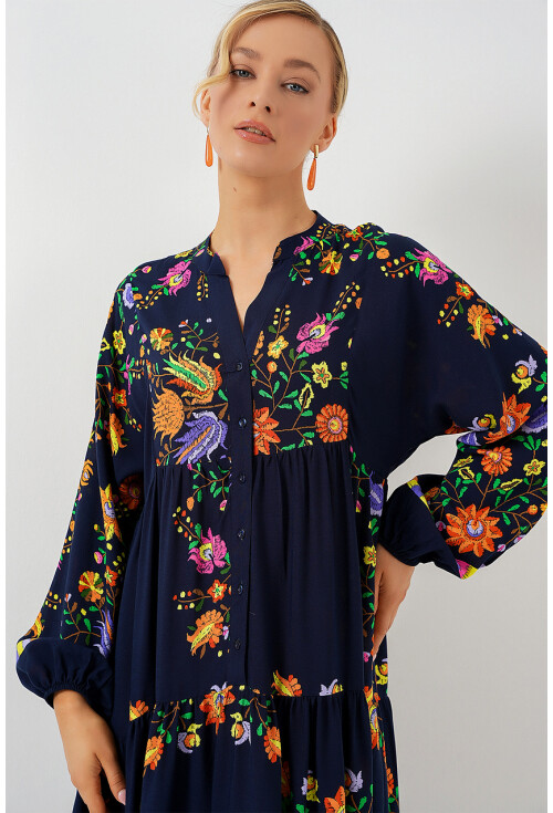 2423 Otantik Desenli Tesettür Elbise