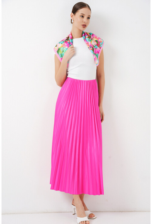 8009 Deri Görünümlü Piliseli Etek