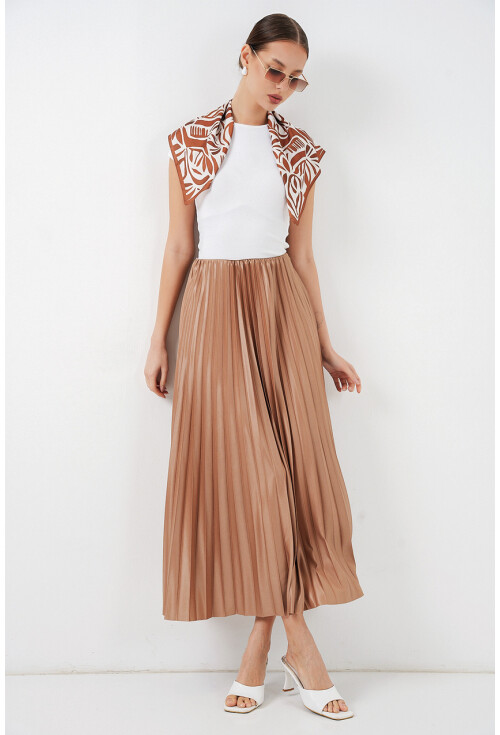 8009 Deri Görünümlü Piliseli Etek