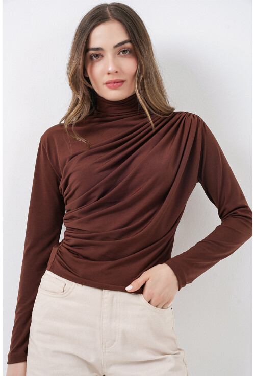 925 Büzgü Detaylı Sandy Bluz