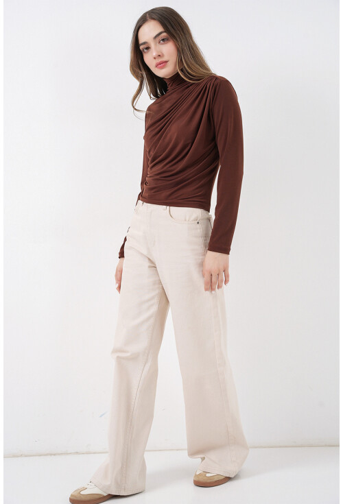 925 Büzgü Detaylı Sandy Bluz