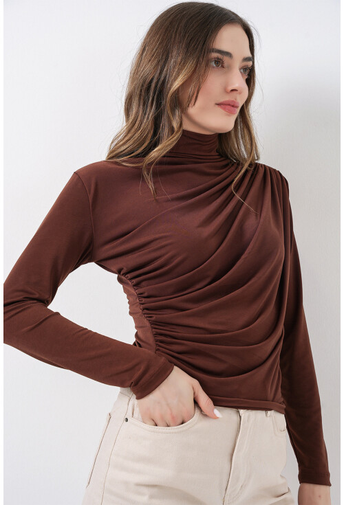 925 Büzgü Detaylı Sandy Bluz