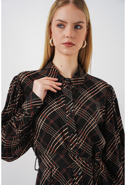 Kadın Boydan Düğmeli Uzun Tesettür Elbise 2588