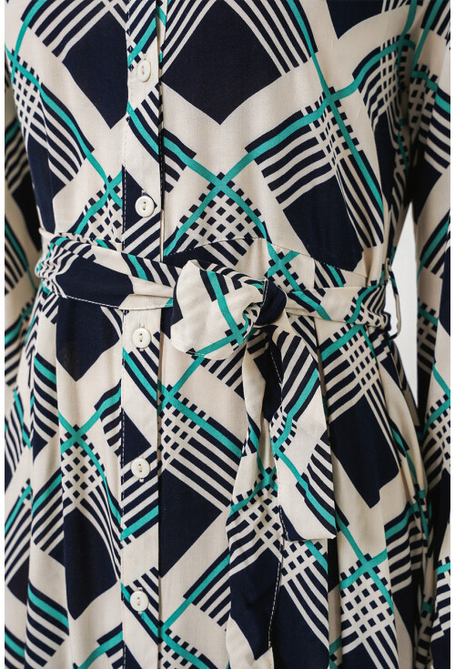 Kadın Boydan Düğmeli Uzun Tesettür Elbise 2588