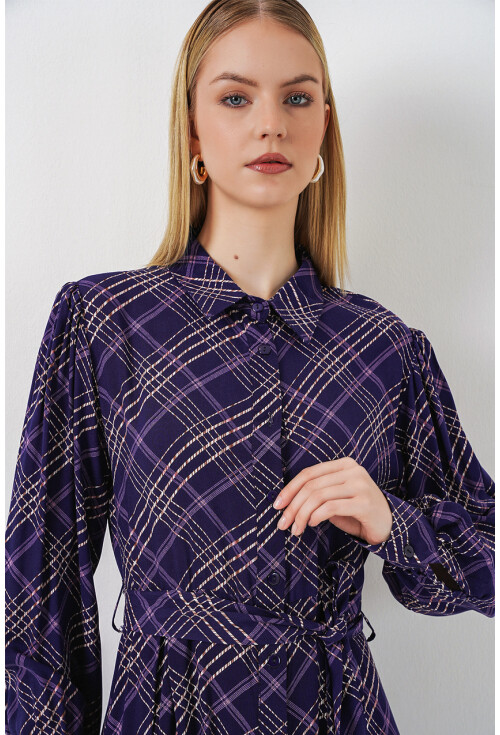 Kadın Boydan Düğmeli Uzun Tesettür Elbise 2588