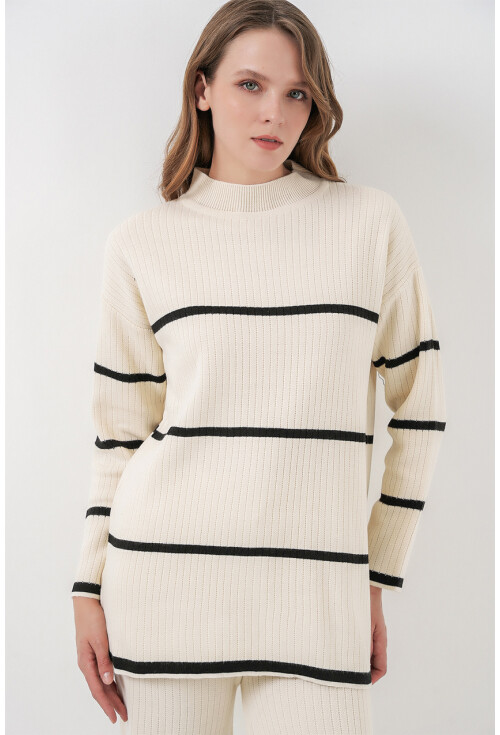 Kadın Çizgili Oversize Triko İkili Takım 15959