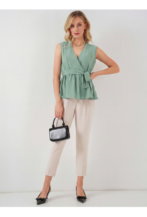 Kadın Kruvaze Yaka Kolsuz Bluz 966