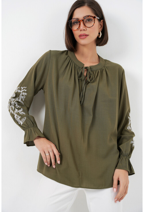 Kadın Nakışlı Örme Bluz 941