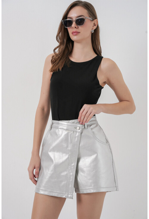 Kadın Parlak Şort Etek 8044