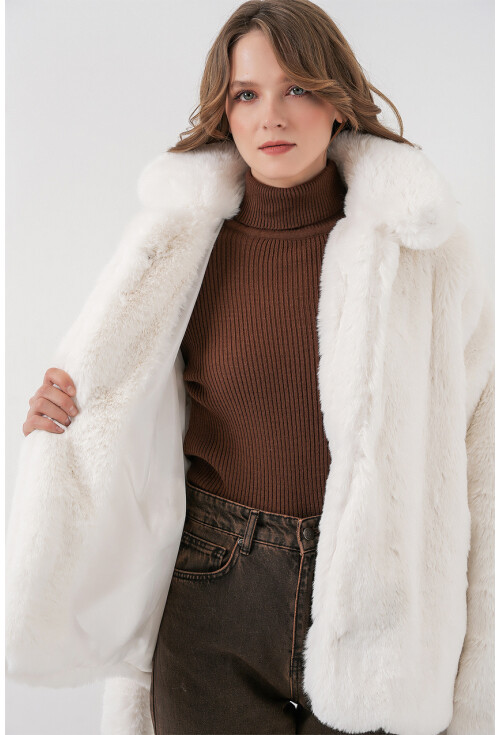 Kadın Peluş Kürk Mont 5234
