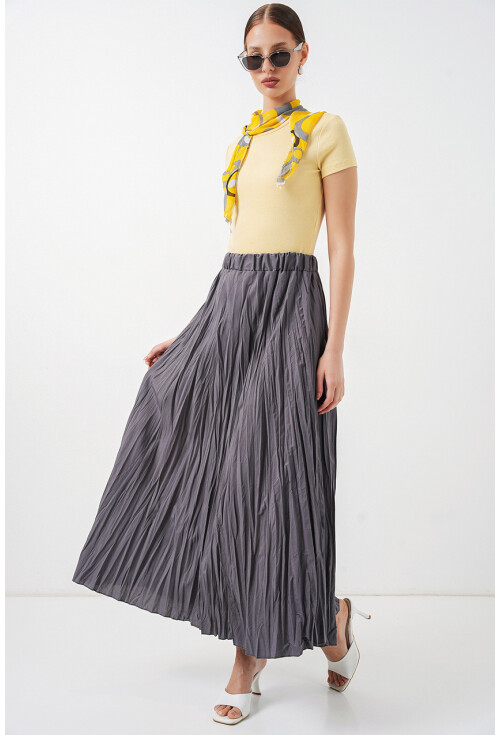 Kadın Uzun Kırışık Etek 8042