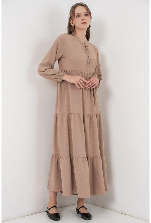 T1627 Yaka Bağcıklı Elbise