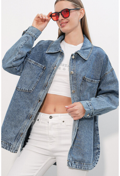 0694 Oversized Denim Jacket With Double Pockets