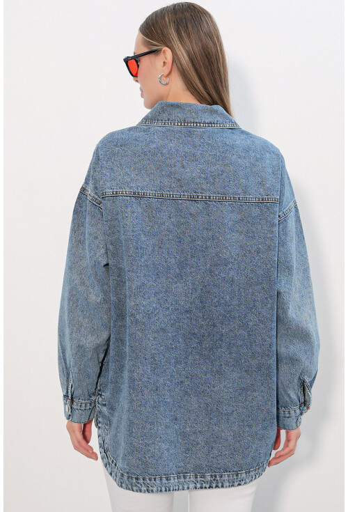 0694 Oversized Denim Jacket With Double Pockets