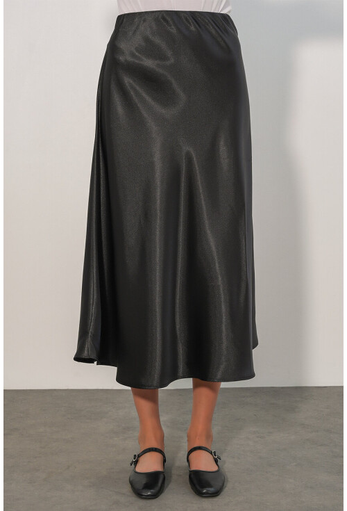 15806 Satin Skirt