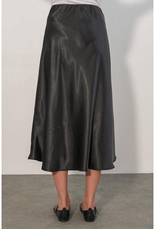 15806 Satin Skirt
