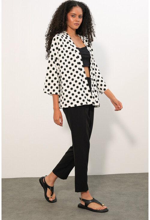 Kadın Örme Puantiyeli Kimono 5996