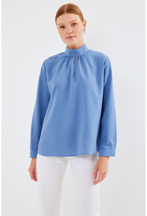 0418 Blouse With Cut-Out Detail