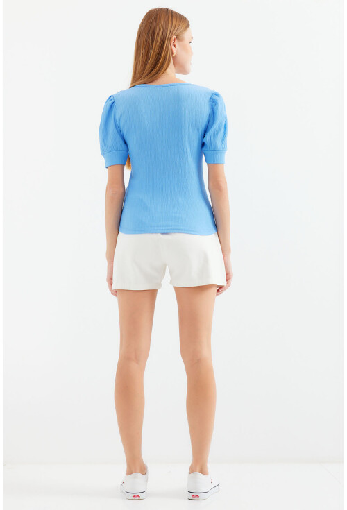 0409 Kare Yaka Örme Bluz