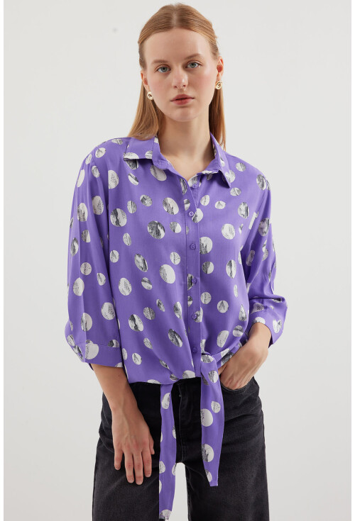 20243 Patterned Front-Tie Shirt
