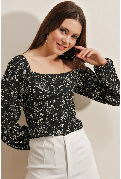 0465 Balon Kollu Örme Bluz