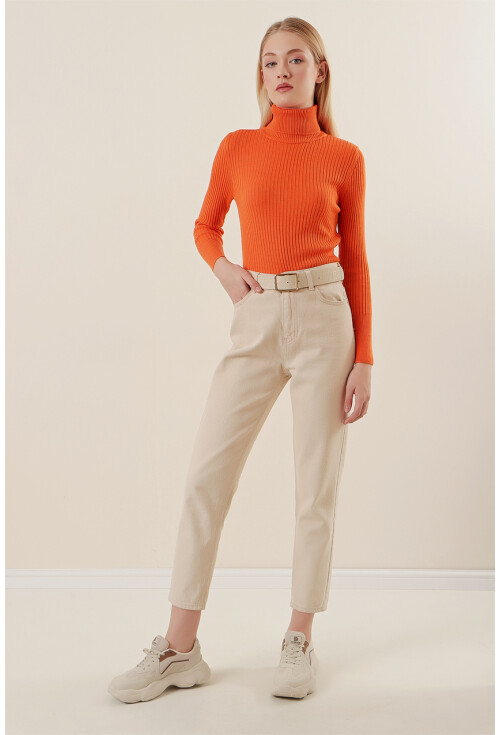 10311 Turtleneck Knit Sweater