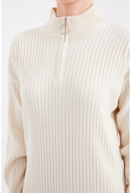 15839 Full-Length Knit Dress