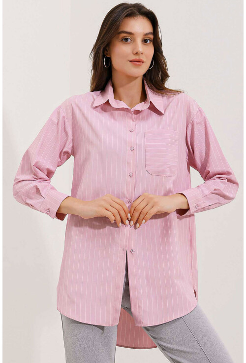 20217 Cep Detaylı Çizgili Oversize Gömlek