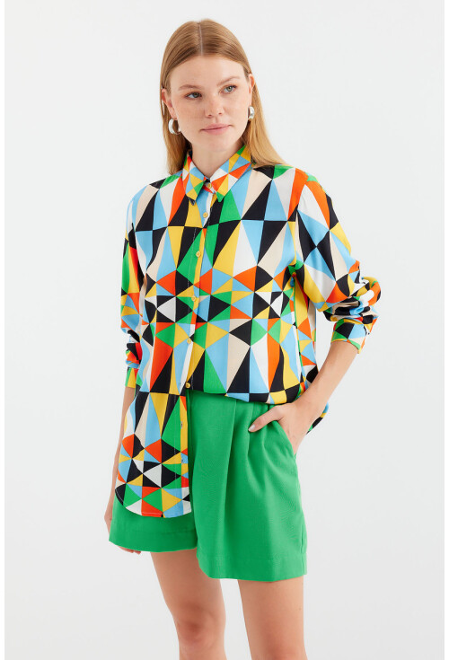 3721 Graphic Patterned Shirt