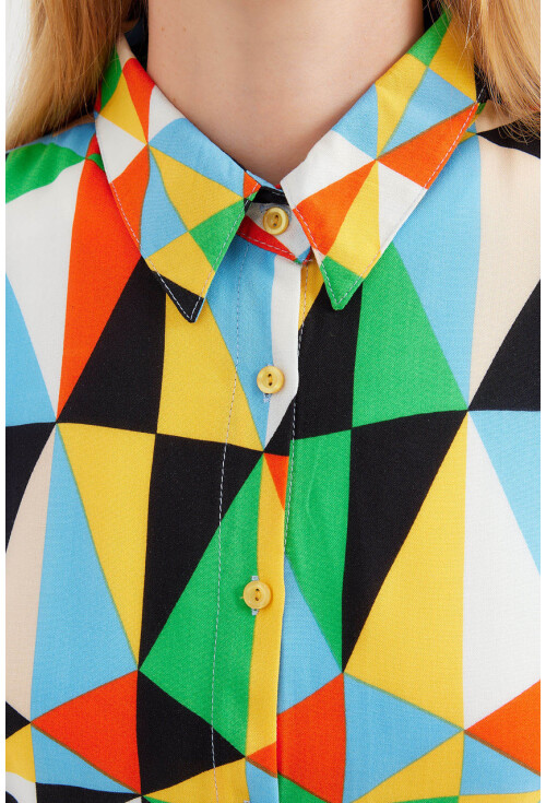 3721 Graphic Patterned Shirt