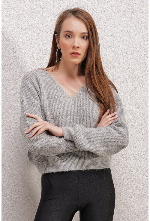 15814 V Yaka Crop Kazak