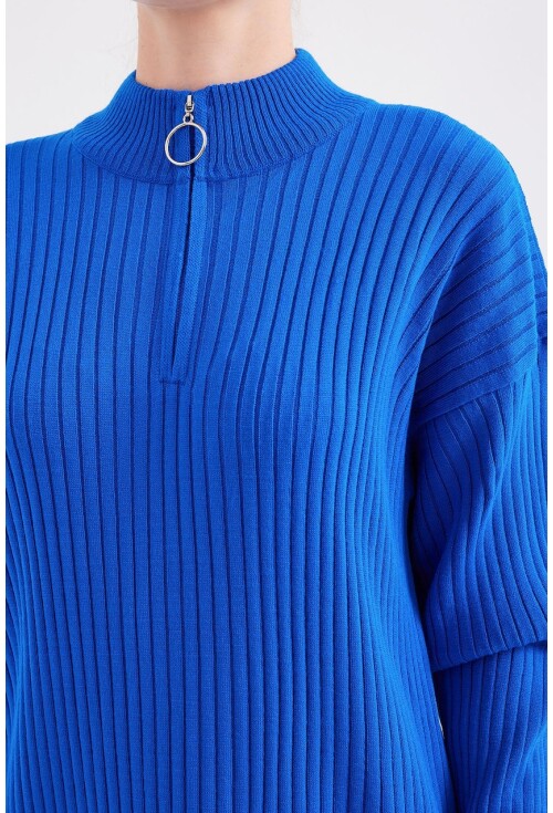 15839 Full-Length Knit Dress