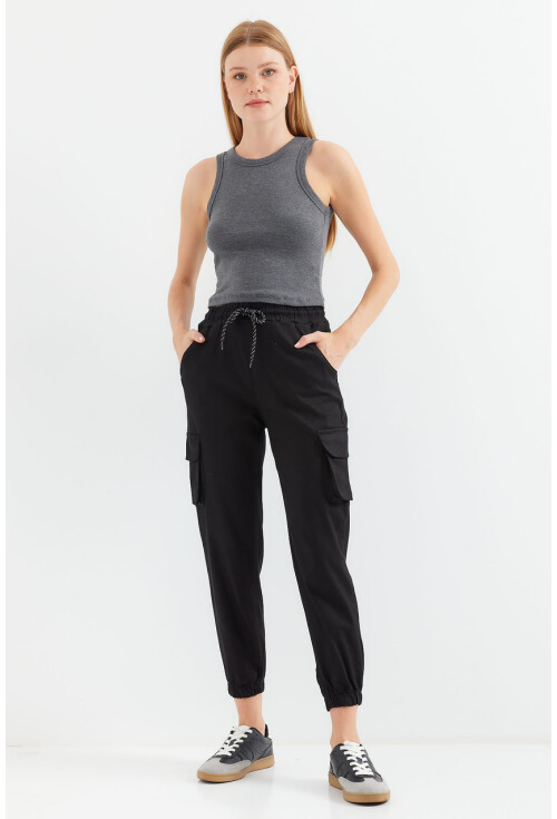 6667 Cargo Pocket Jogger Pants